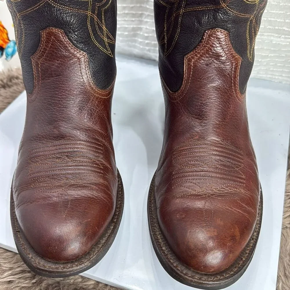 (F) Ariat Men's Comeback Round Toe Western Boots Brown & Black 10016364 - Picture 3 of 15